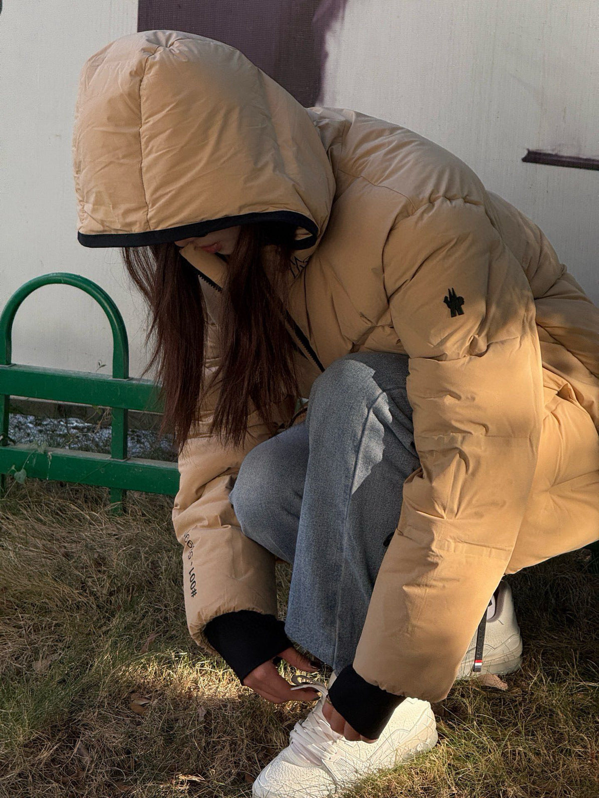 Moncler Hooded Logo Down Jacket - view 18