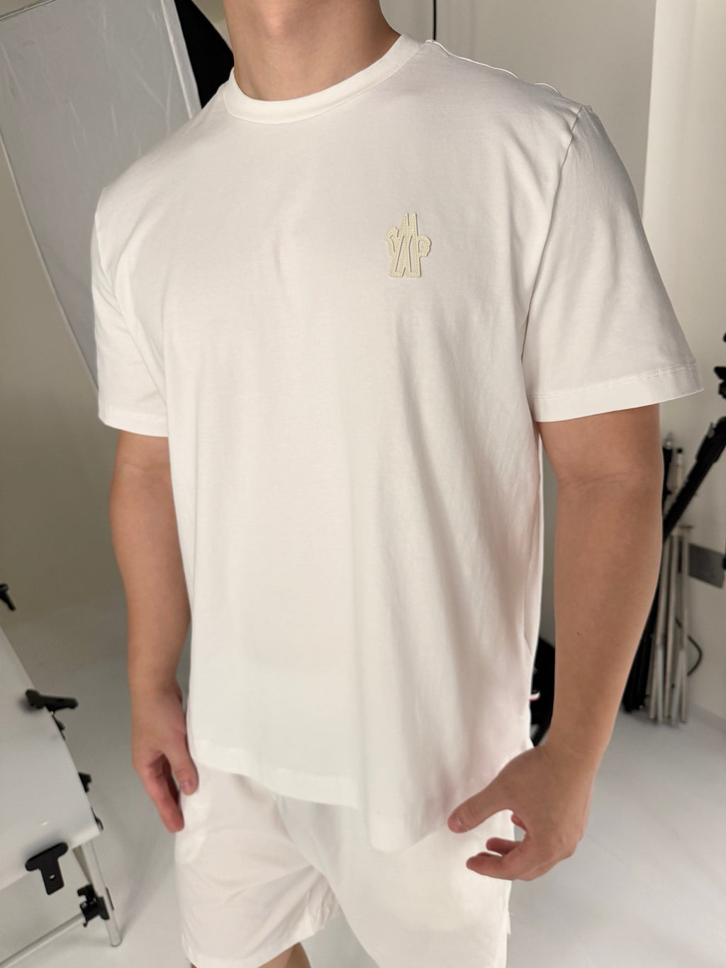 Moncler Embroidered T-Shirt - view 18