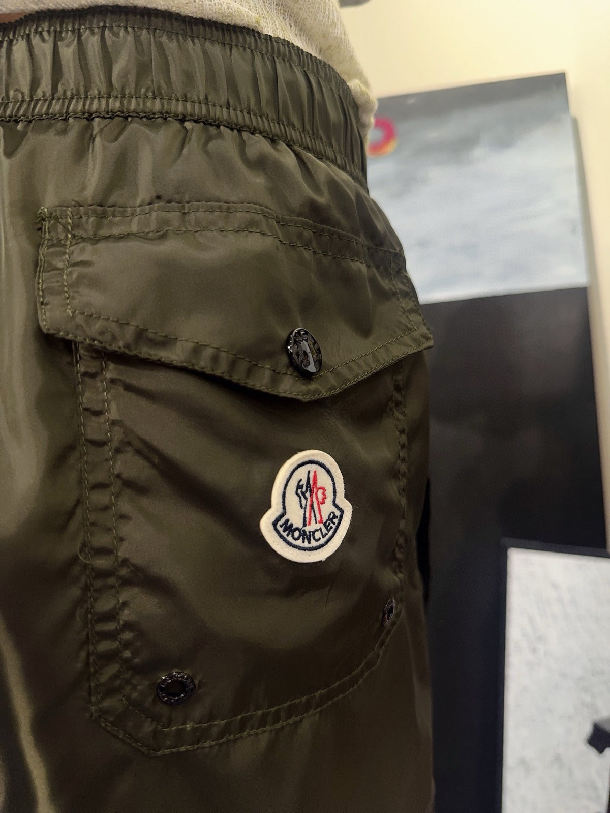 Moncler Logo Lightweight Short - view 18