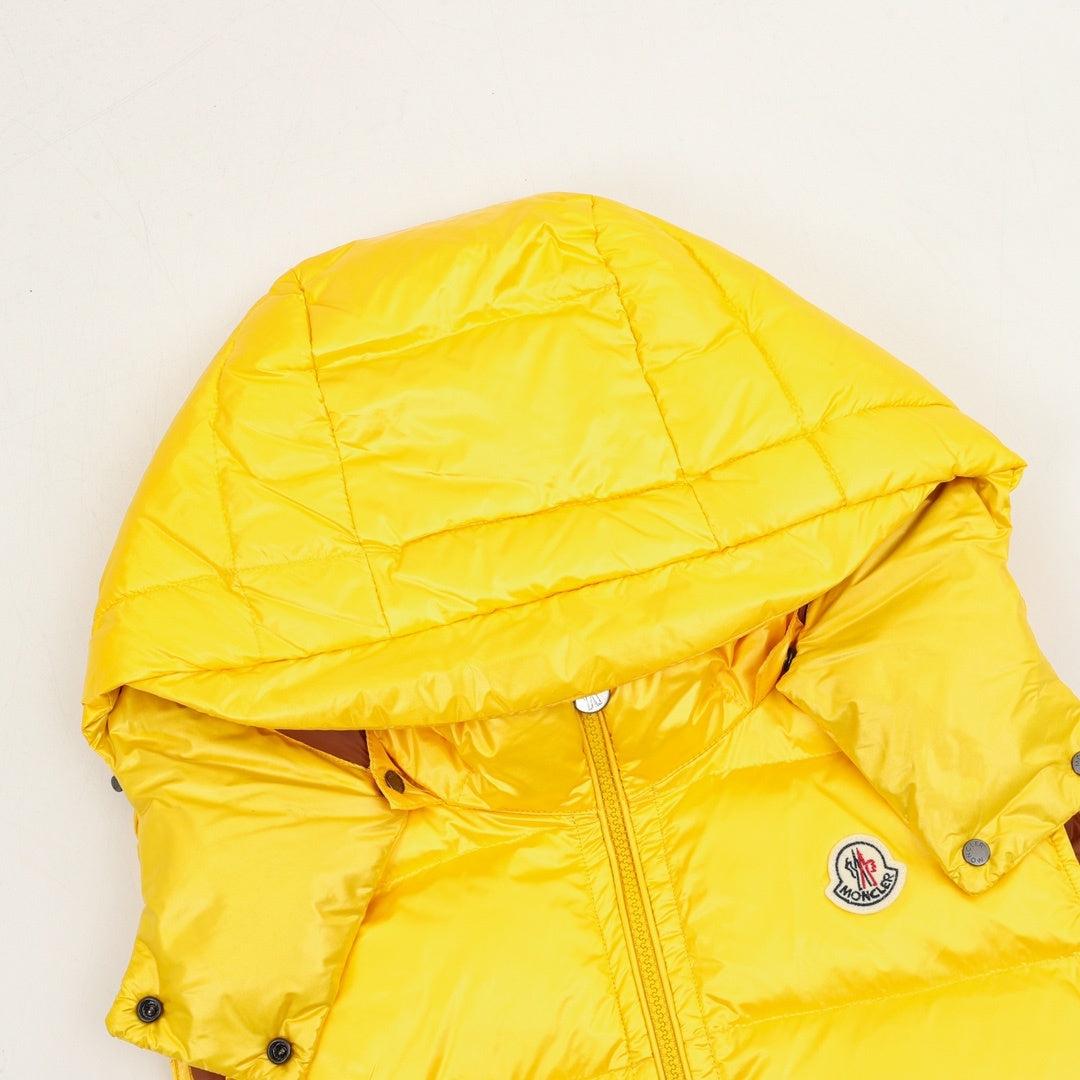 Moncler maya Hooded Zip-Up Logo Vest - view 3