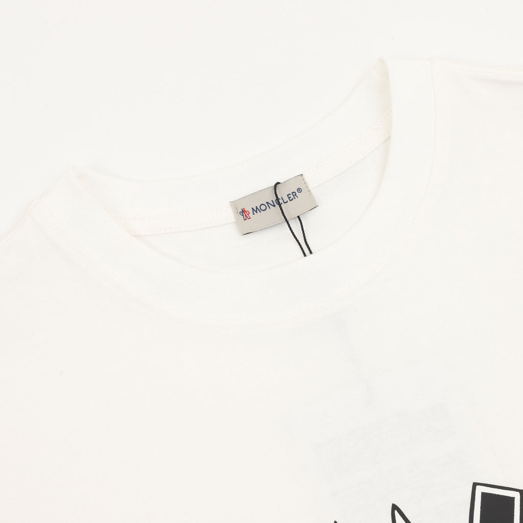 Moncler Graphic T-Shirt - view 3