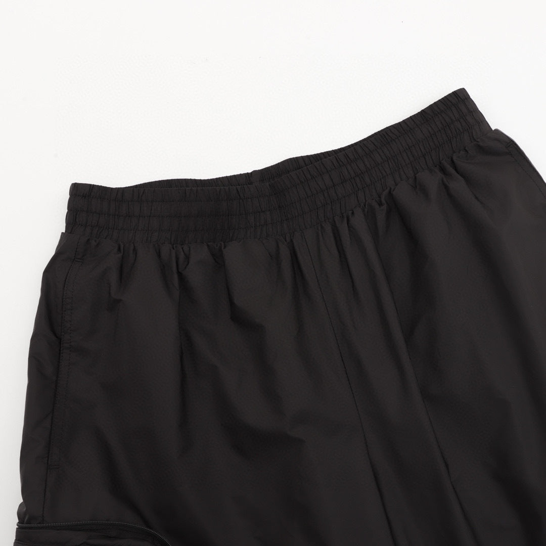 Moncler Zip-Up Short - view 3