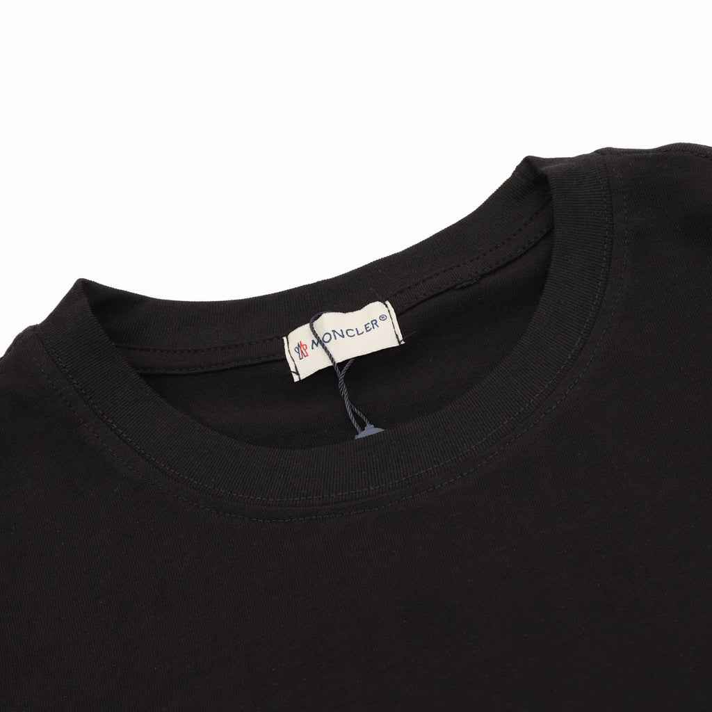 Moncler Graphic T-Shirt - view 3