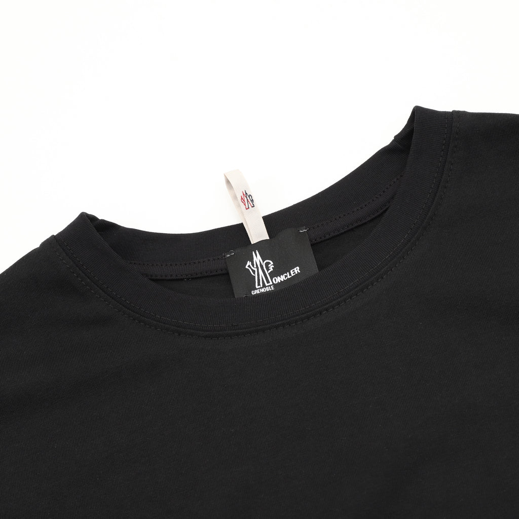 Moncler Graphic Logo T-Shirt - view 3