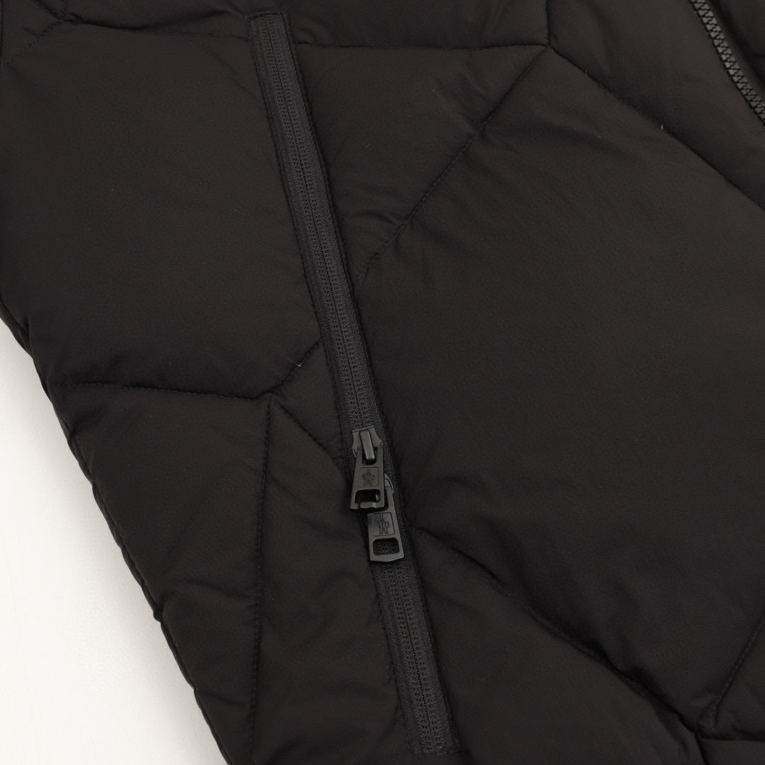 Moncler Zip-Up Lightweight Down Jacket - view 4