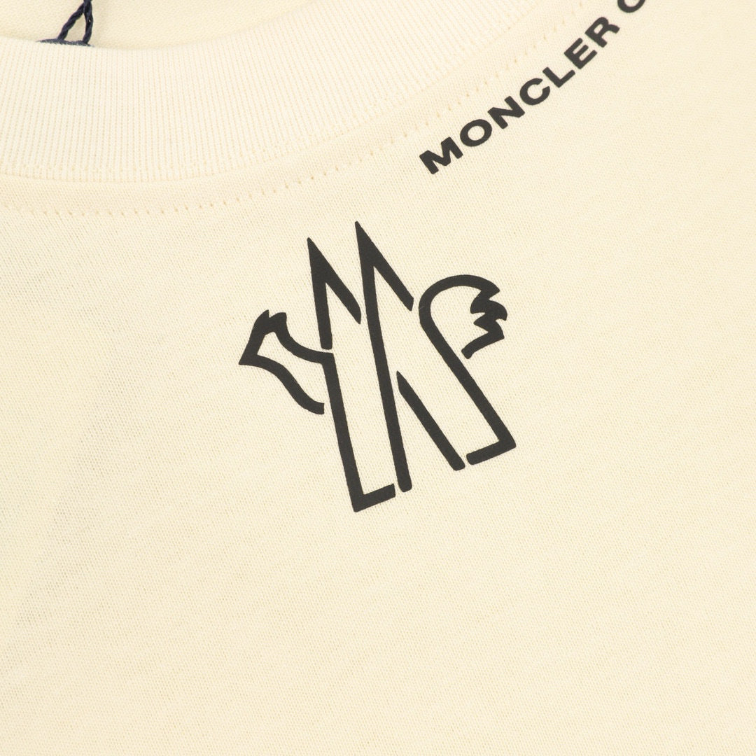 Moncler Graphic Logo T-Shirt - view 4