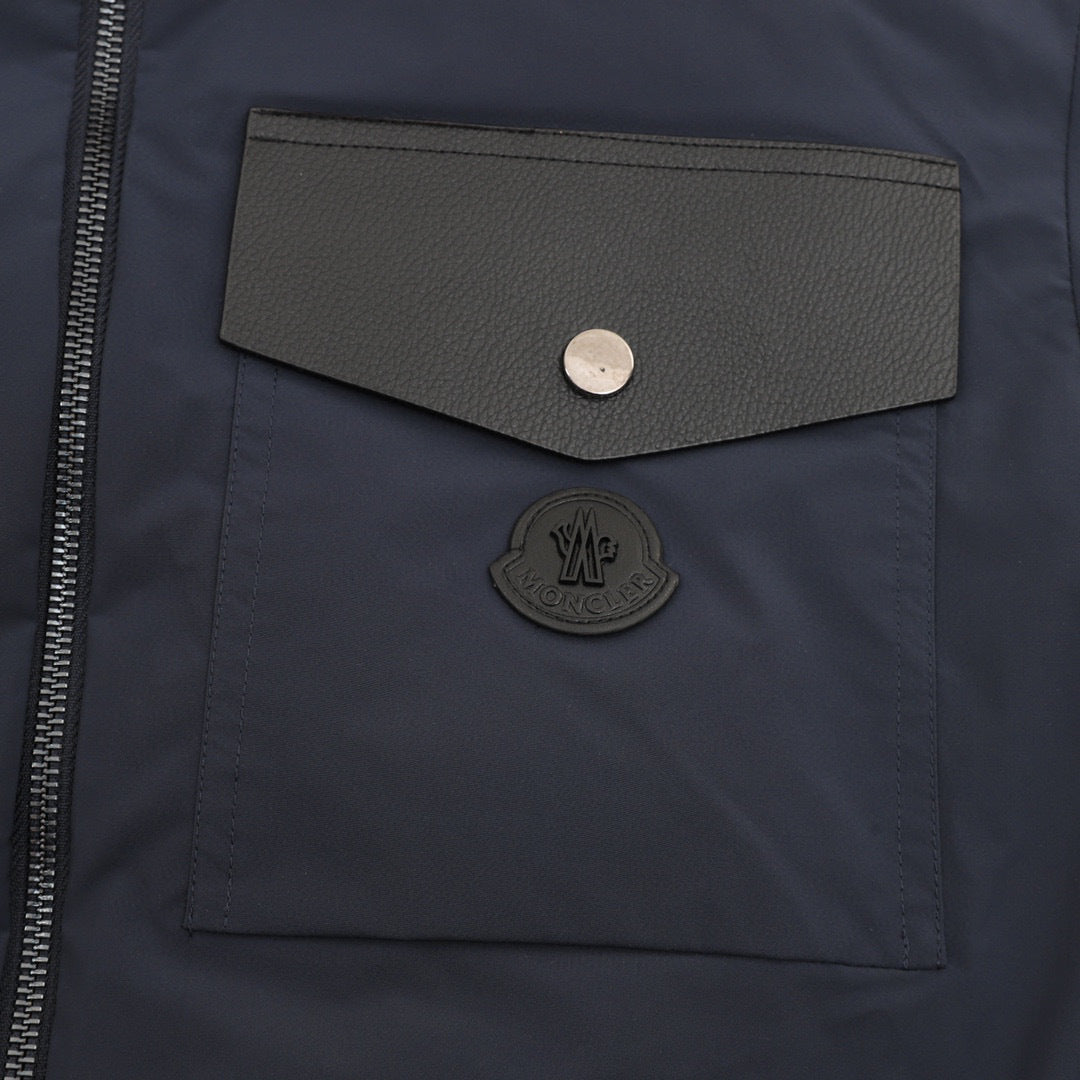 Moncler Hooded Zip-Up Logo Down Jacket - view 4