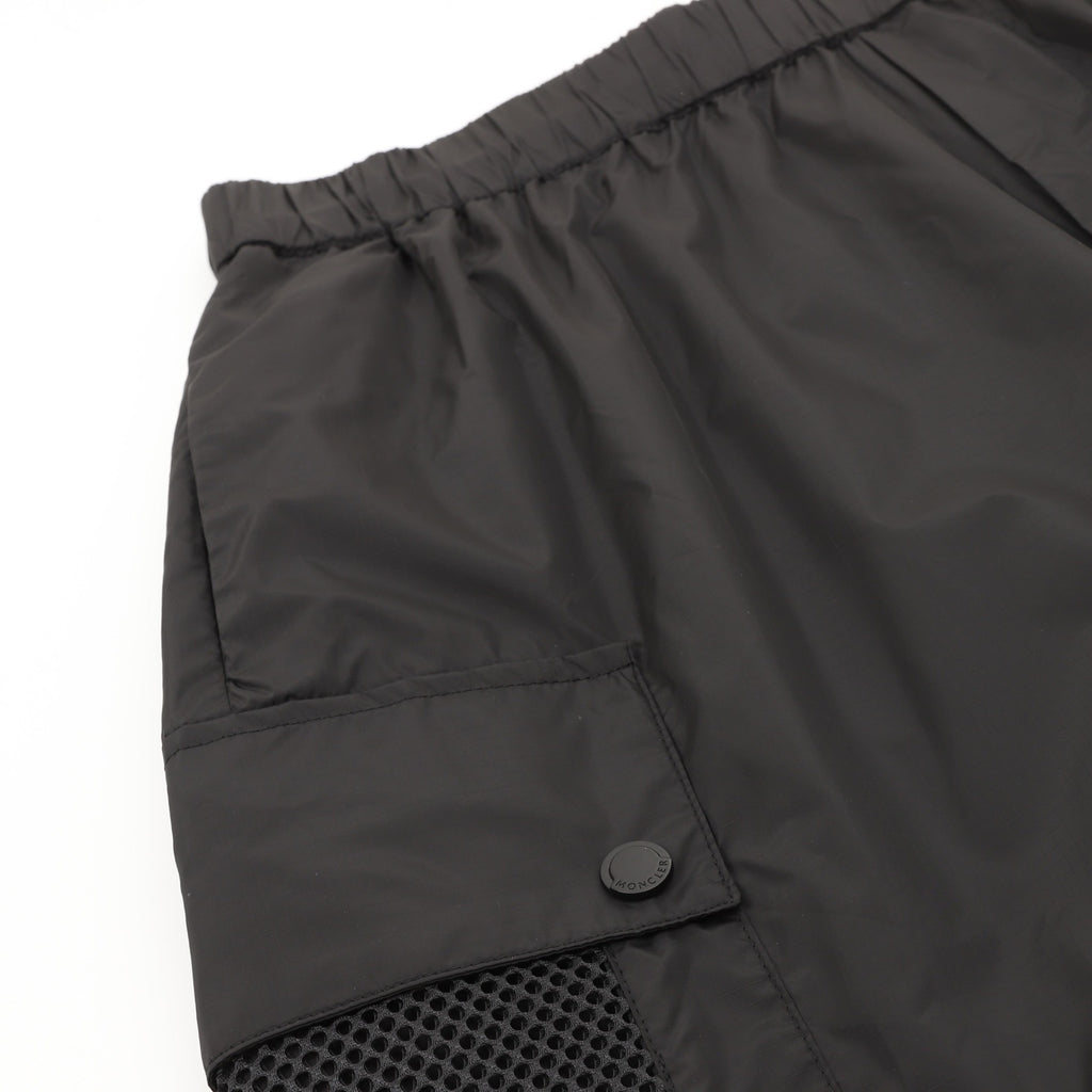 Moncler Logo Short - view 4