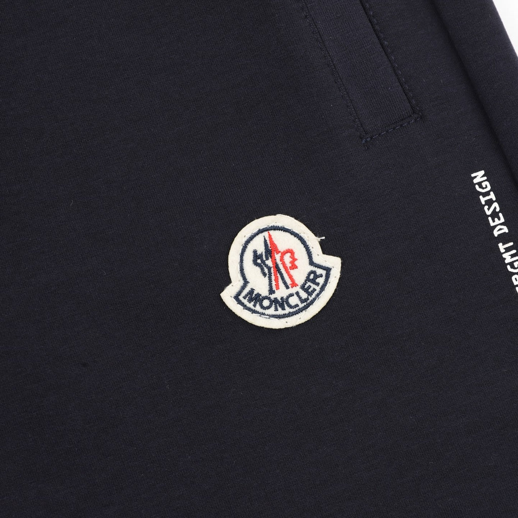 Moncler Embroidered Logo Short - view 4