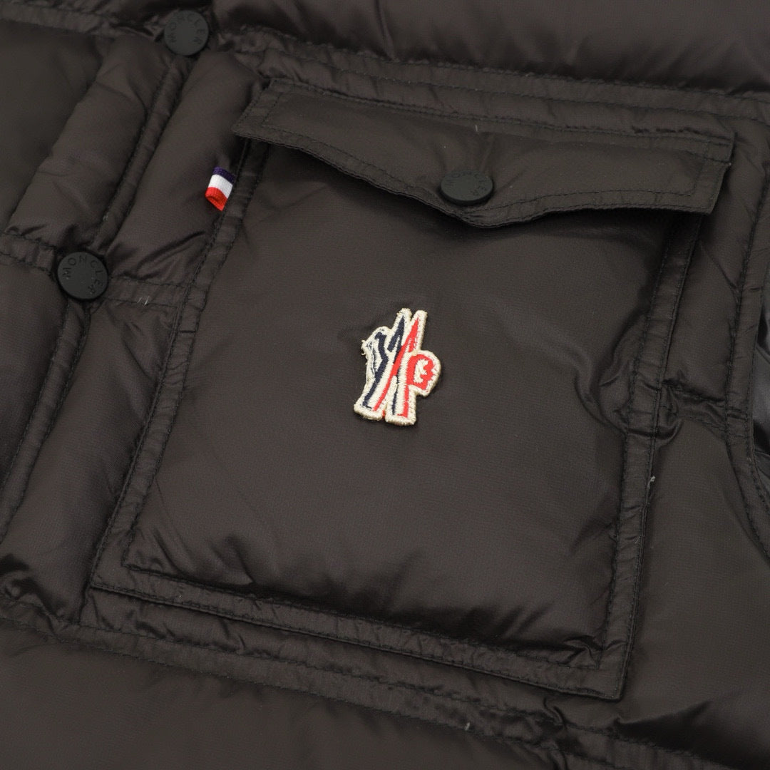 Moncler Logo Lightweight Vest - view 4