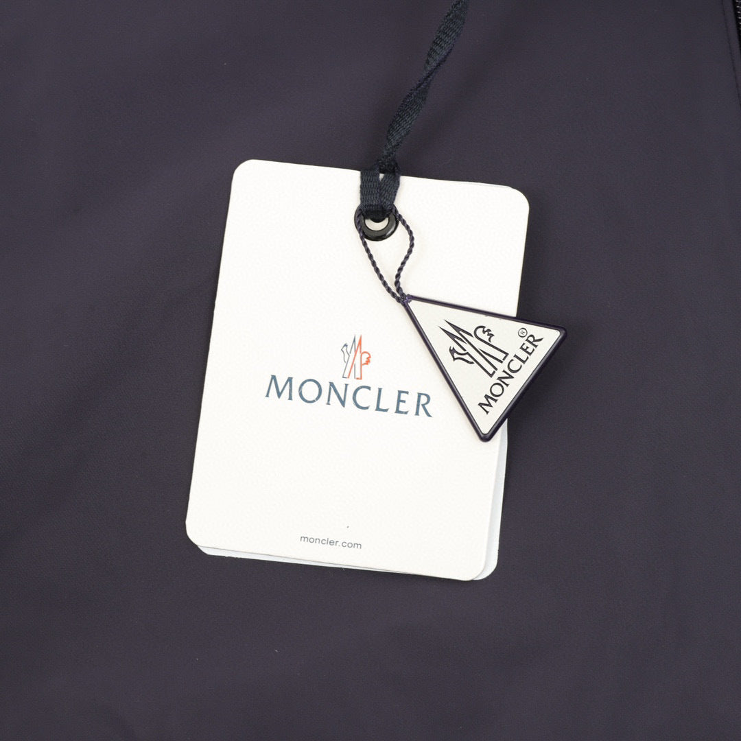 Moncler Logo Lightweight Jacket - view 4