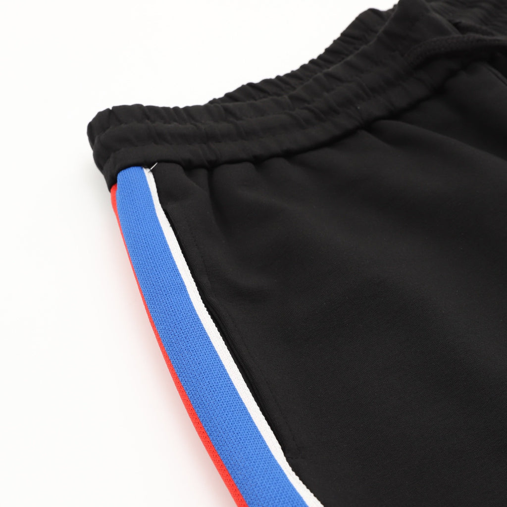Moncler Logo Short - view 4
