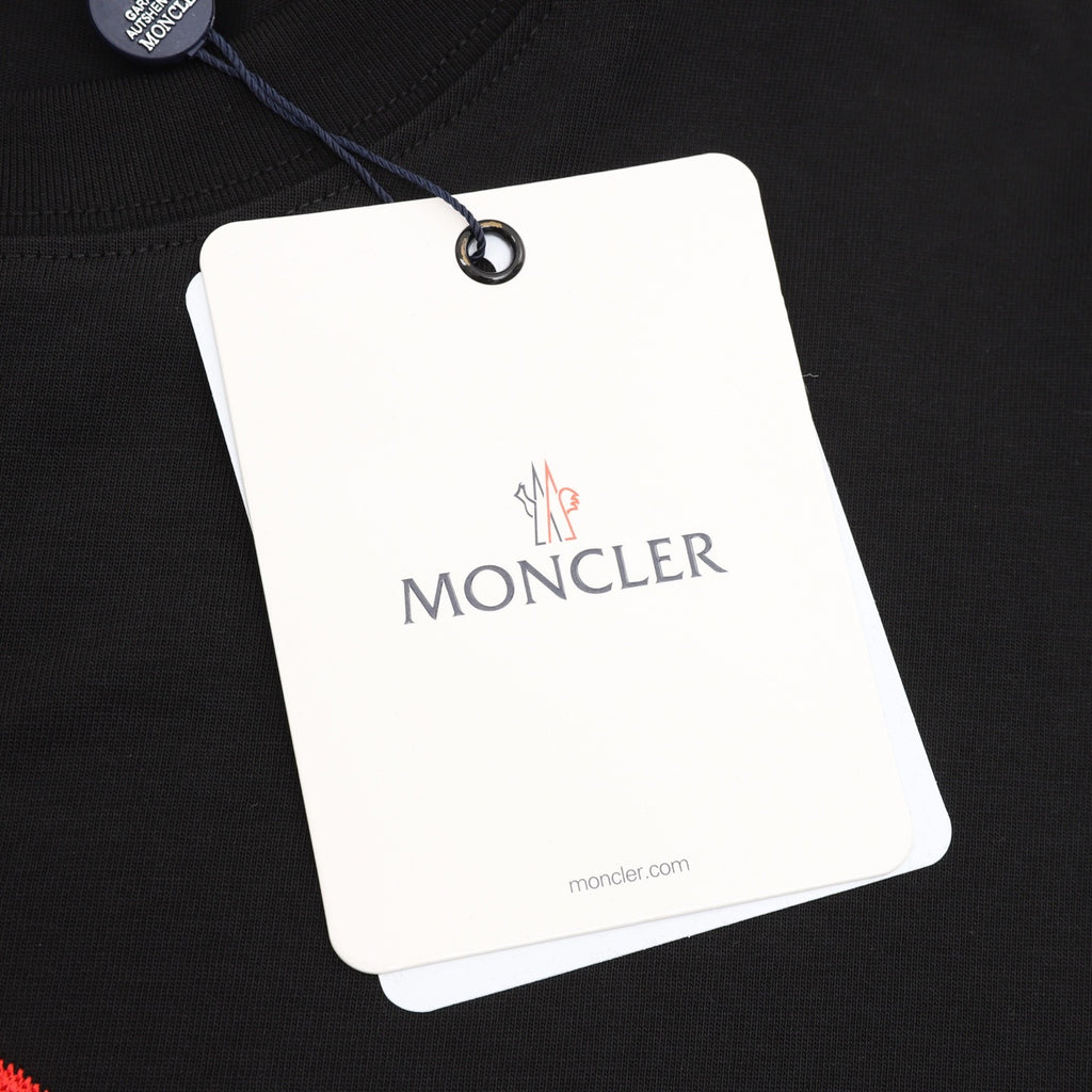 Moncler Embroidered Logo T-Shirt - view 5