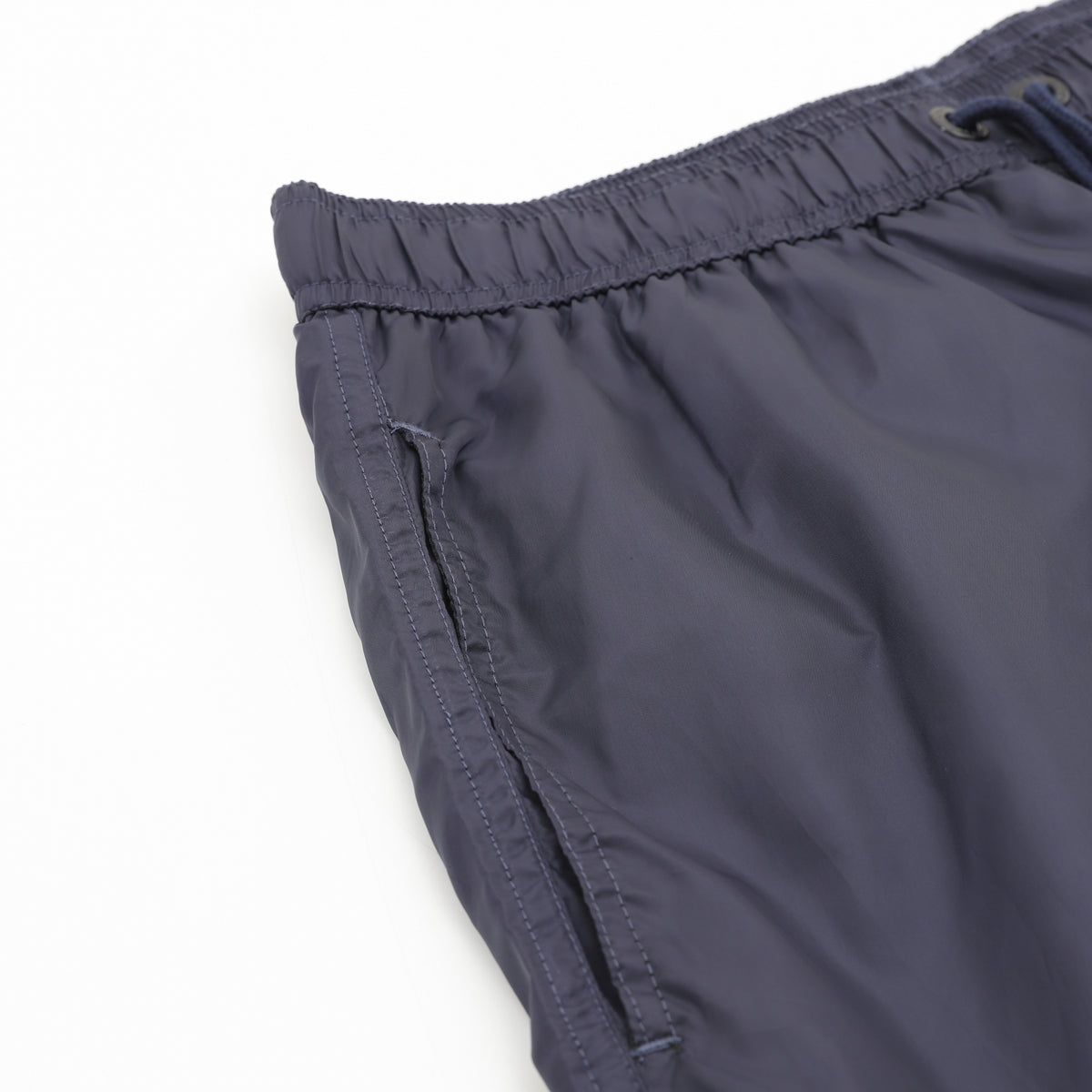 Moncler Logo Lightweight Short - view 5