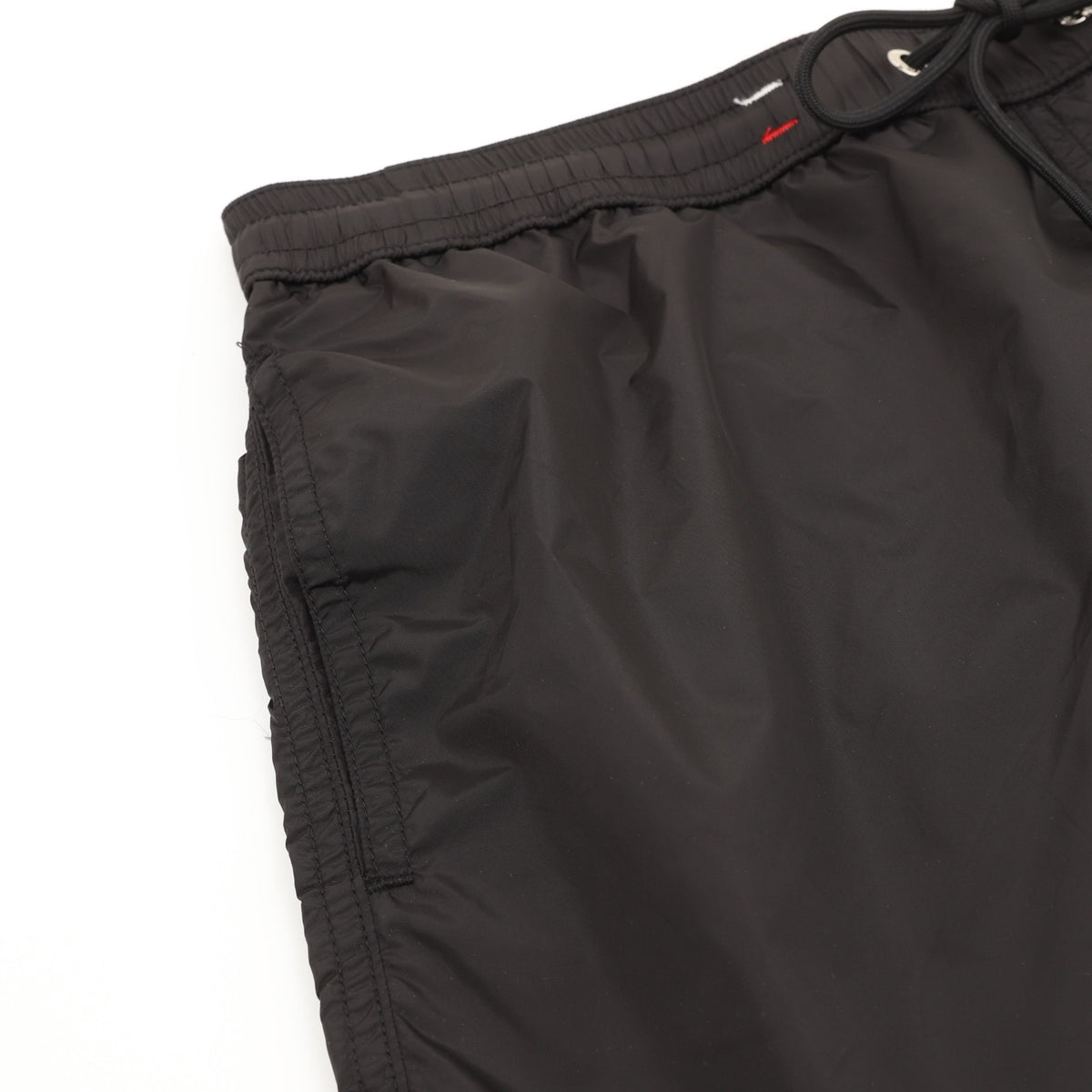 Moncler Embroidered Logo Short - view 5
