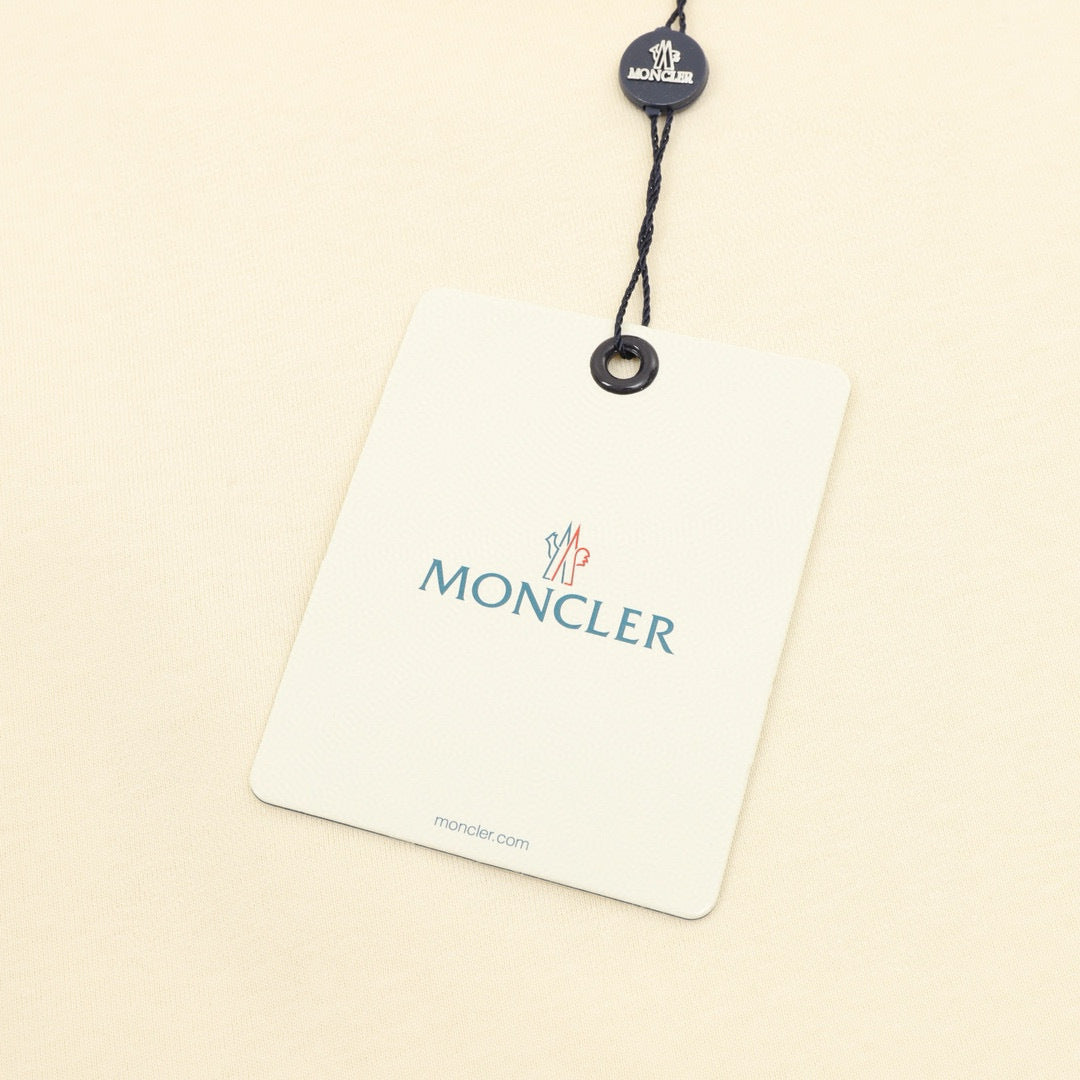 Moncler Graphic Logo T-Shirt - view 5