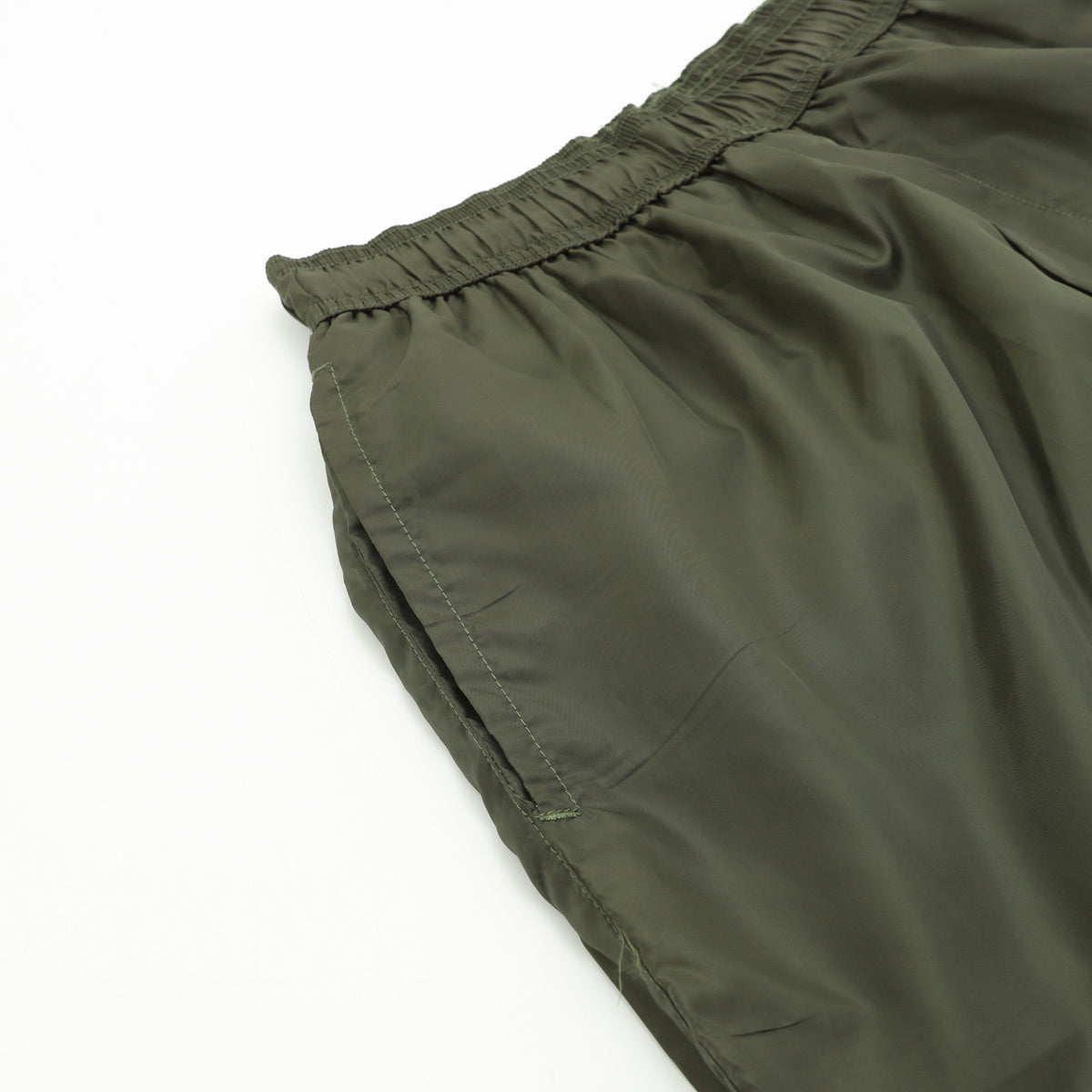Moncler Logo Lightweight Short - view 5