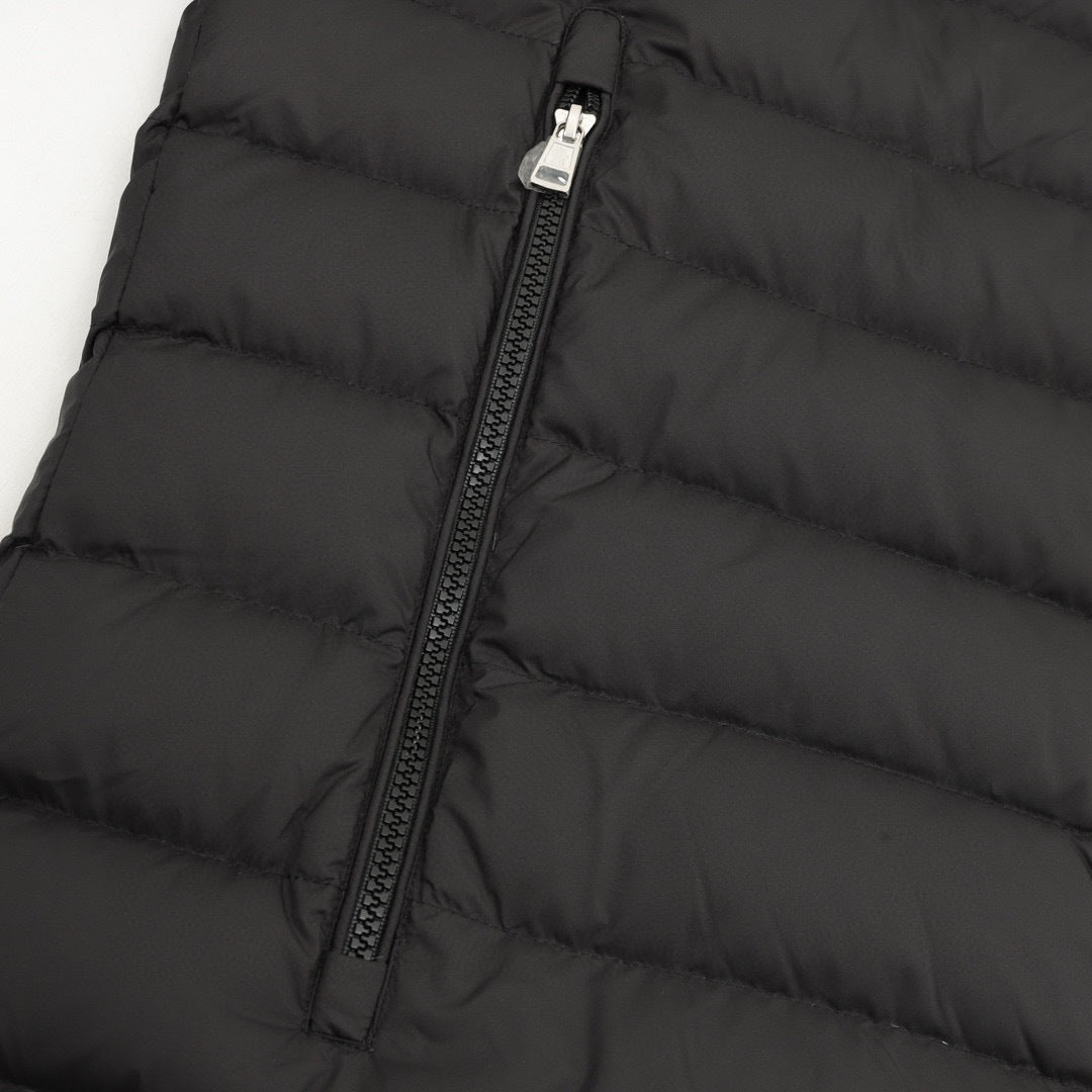 Moncler Hooded Zip-Up Logo Down Jacket - view 6