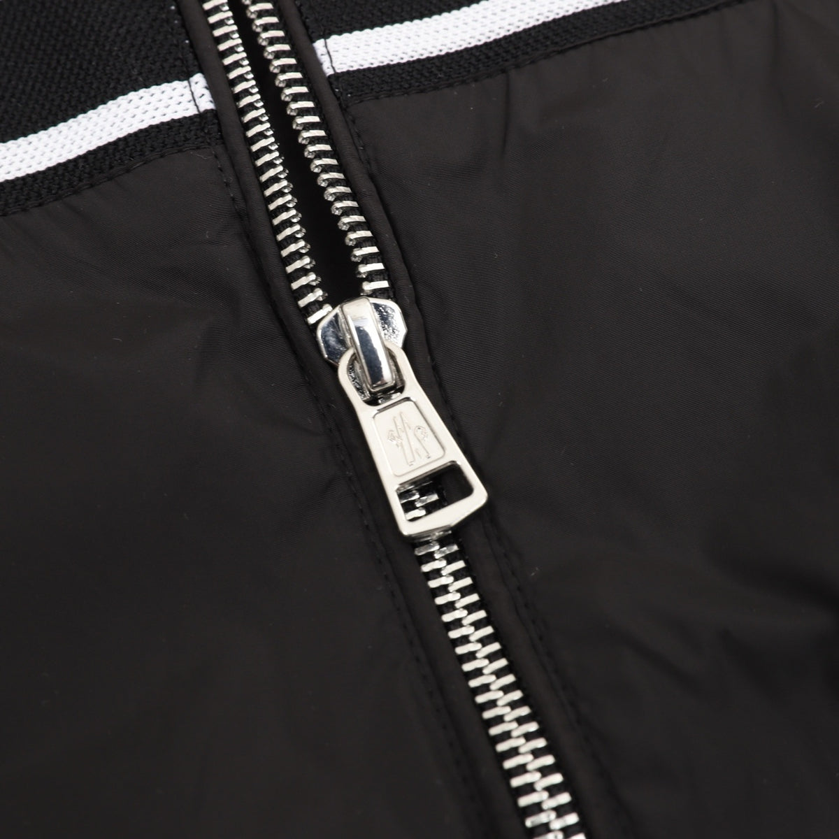 Moncler Hooded Zip-Up Embroidered Jacket - view 6