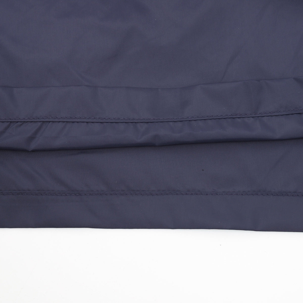 Moncler Logo Lightweight Short - White - view 6