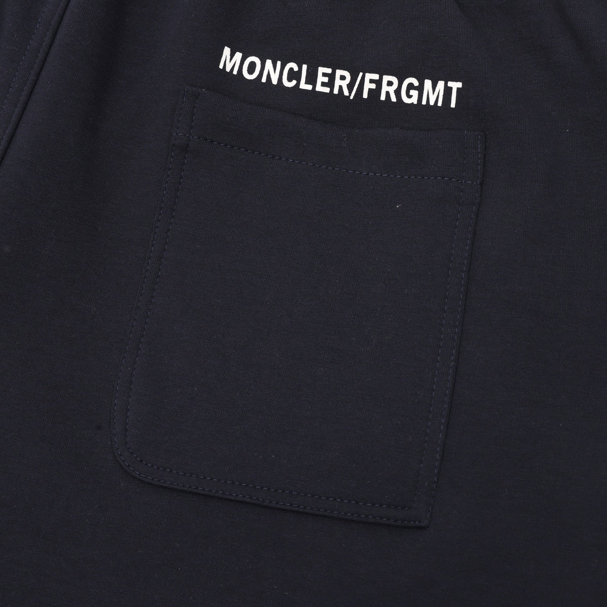 Moncler Embroidered Logo Short - view 7