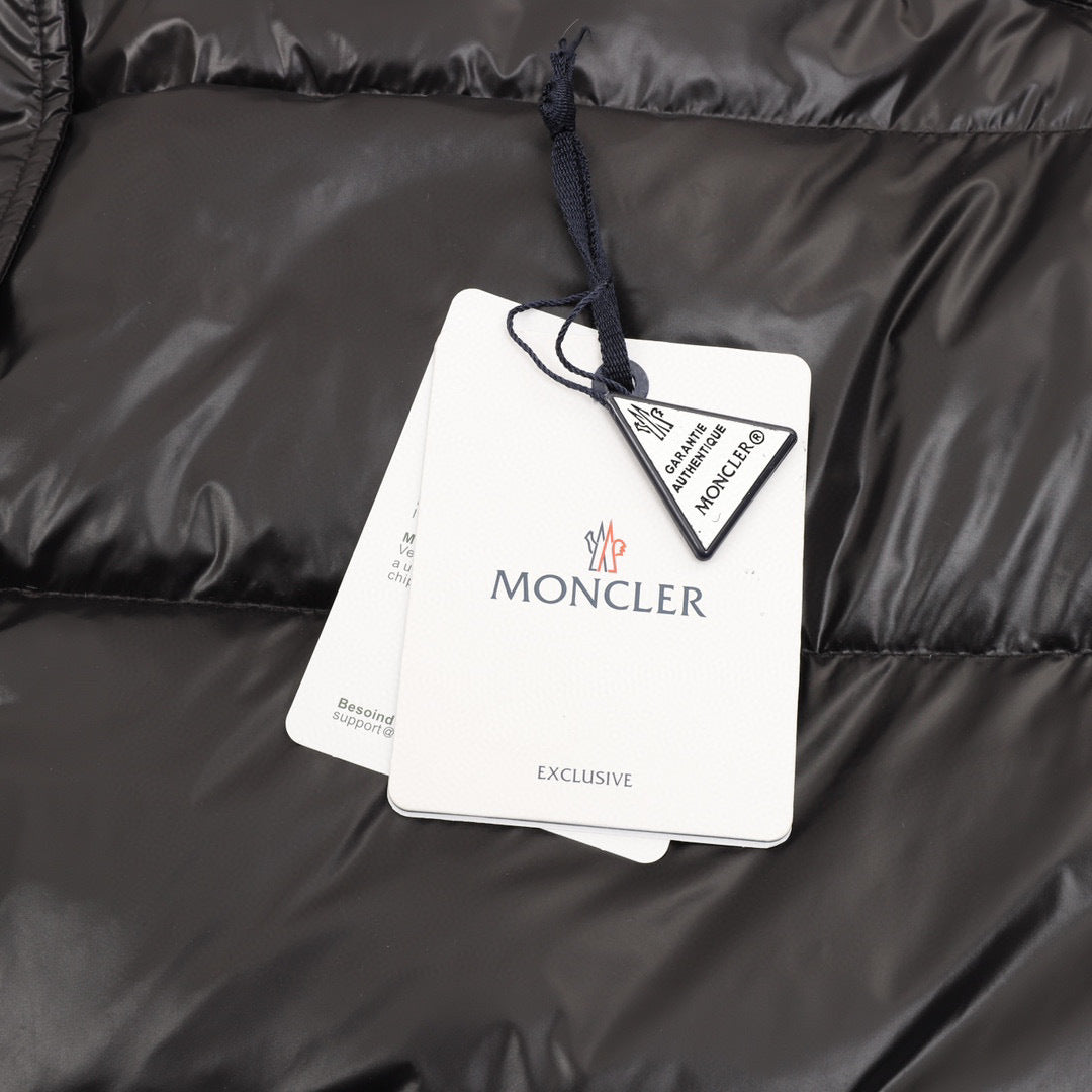 Moncler Women's Hooded Zip-Up Down Jacket - view 7