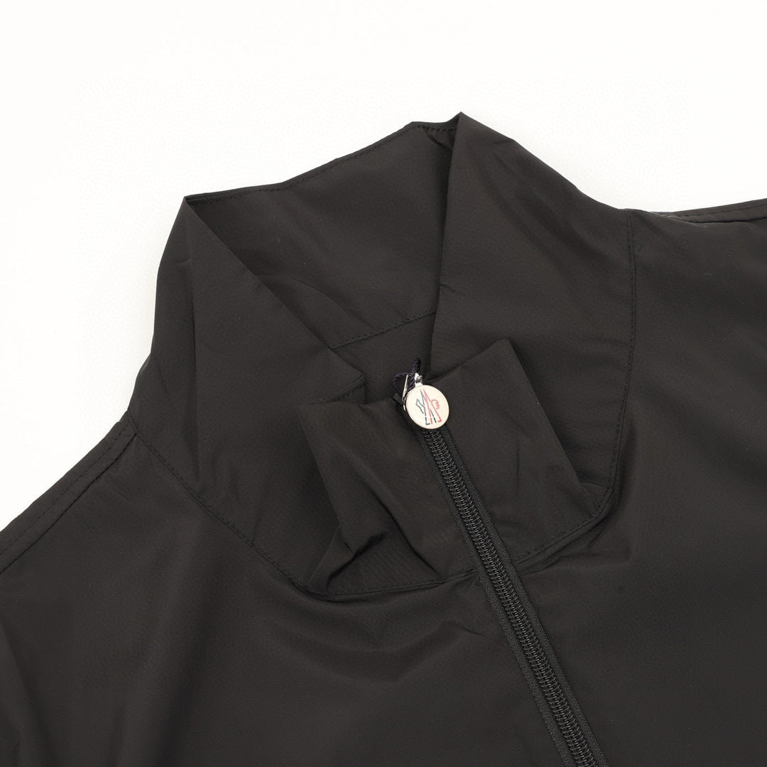 Moncler Zip-Up T-Shirt - view 7