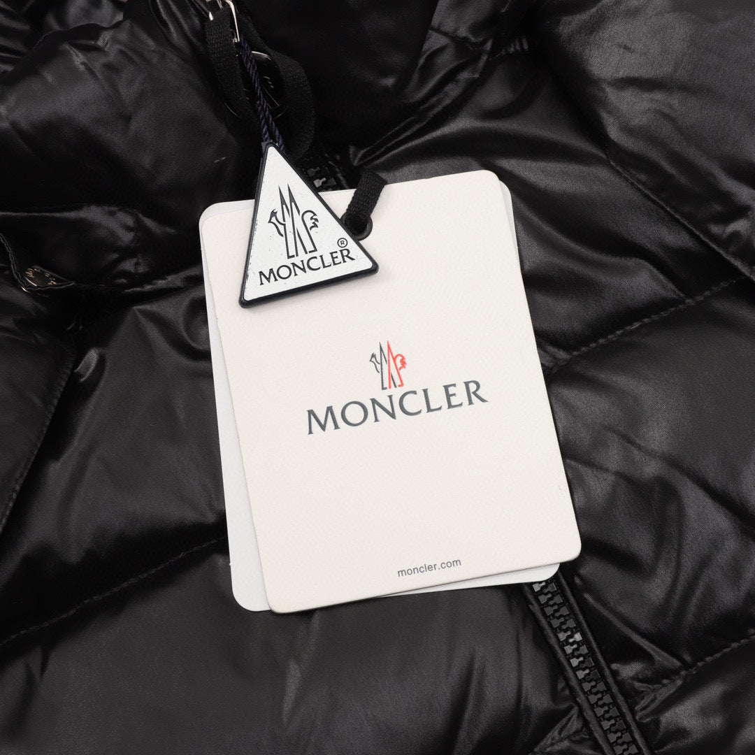 Moncler Hooded Embroidered Logo Down Jacket - view 7