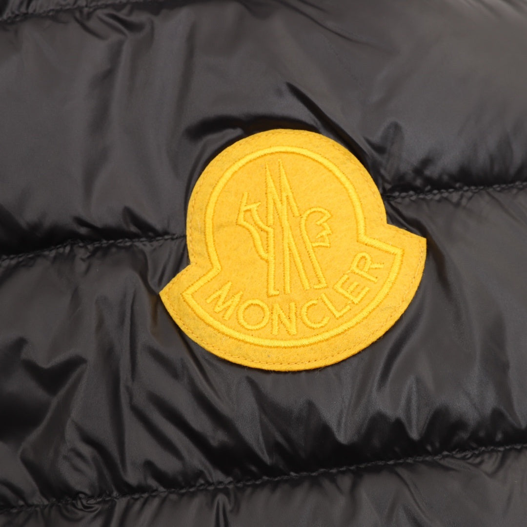 Moncler Zip-Up Lightweight Down Jacket - view 7