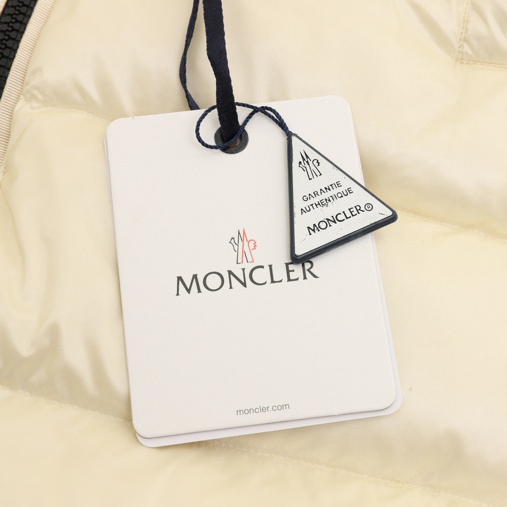 Moncler Women's Hooded Lightweight Down Jacket - view 8