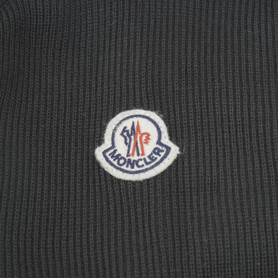 Moncler Hooded Zip-Up Lightweight Down Jacket - view 8