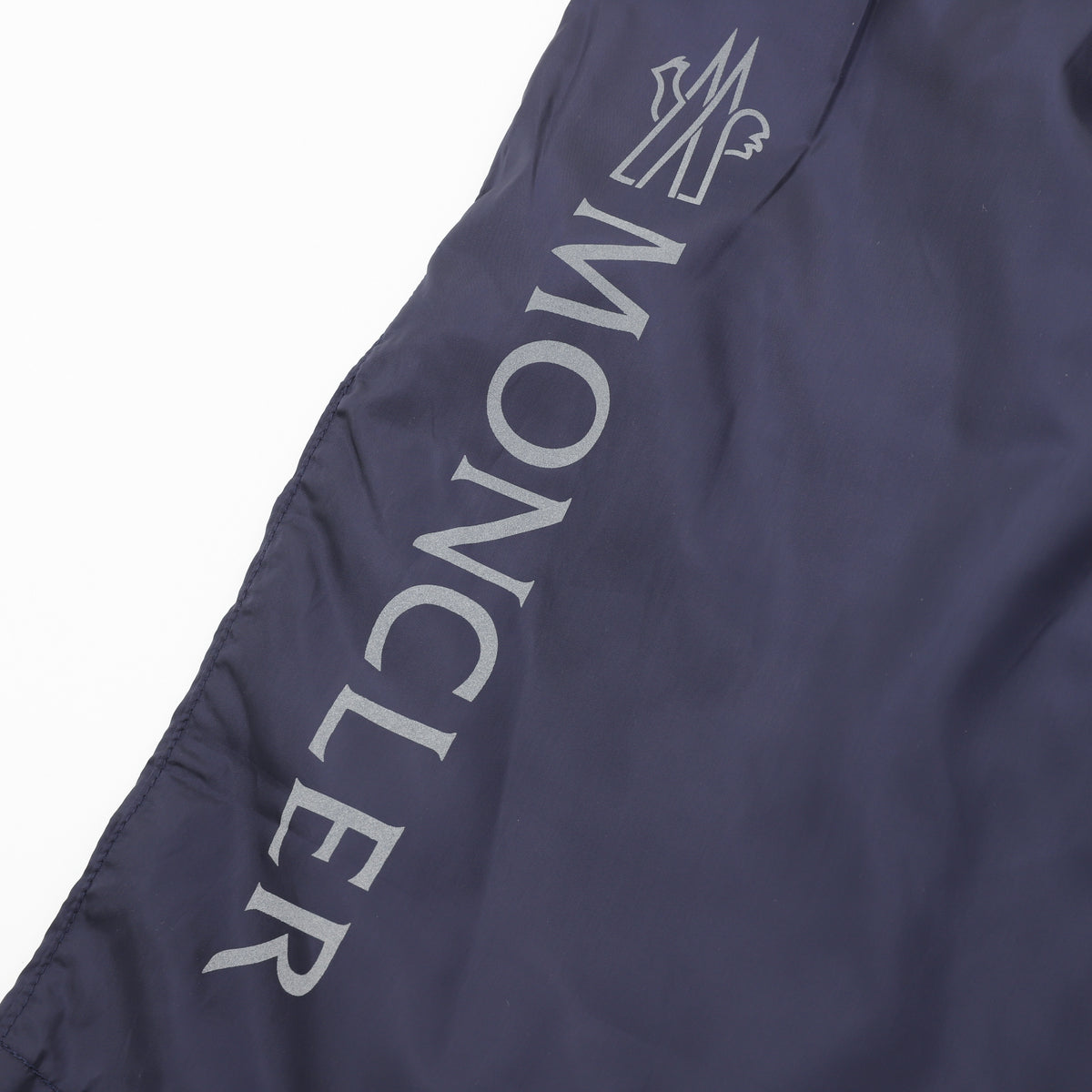 Moncler Logo Lightweight Short - view 8