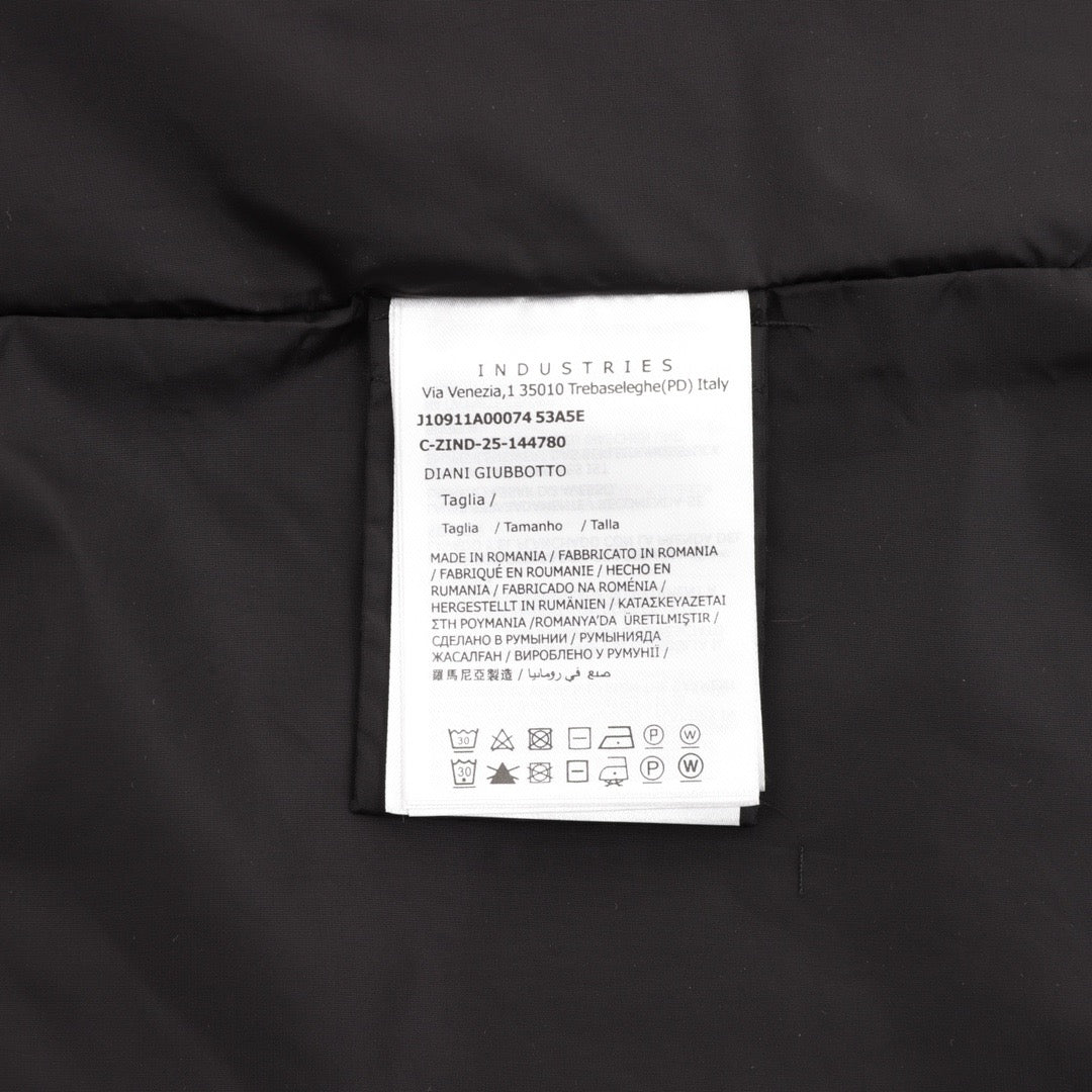 Moncler Hooded Graphic Logo Vest - view 8