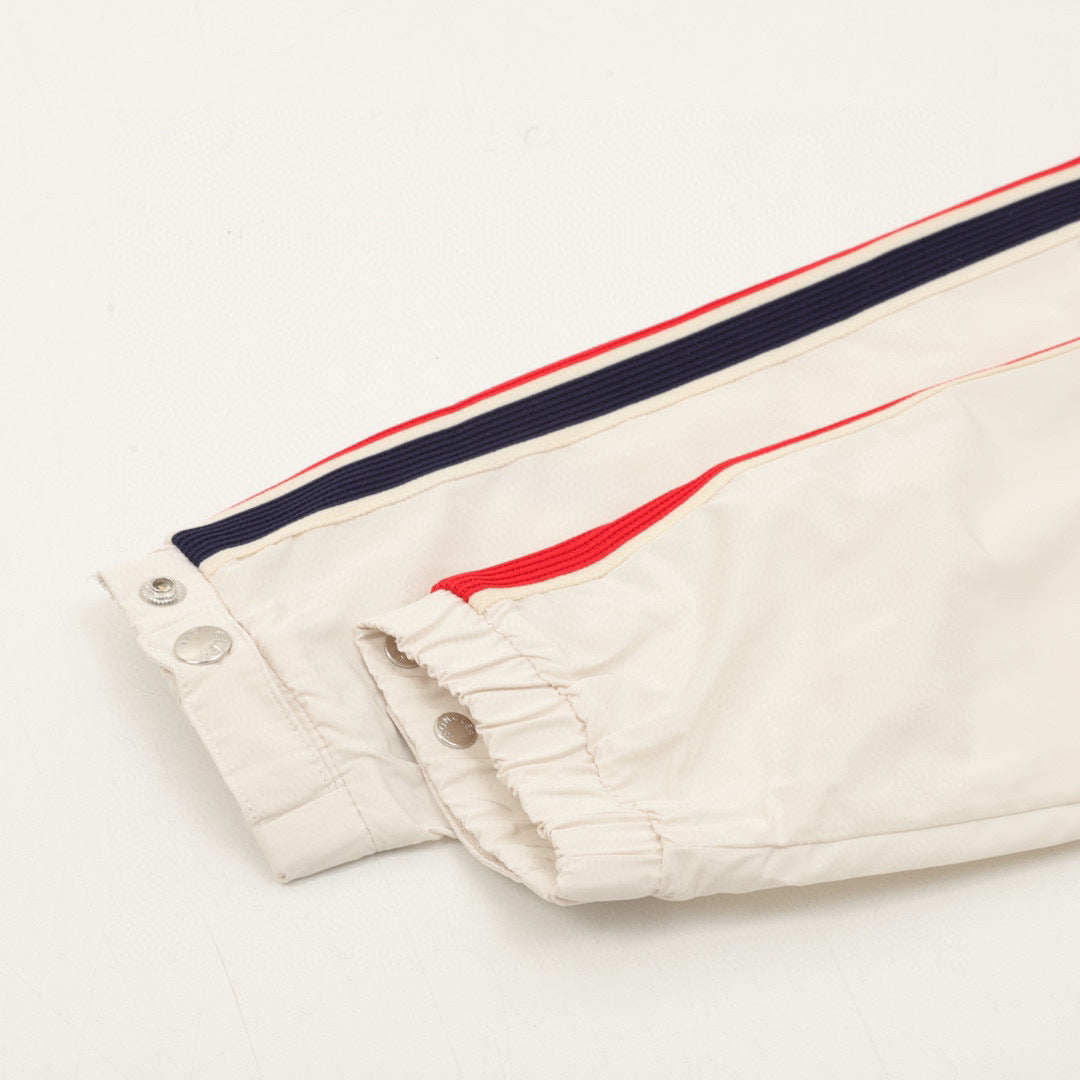 Moncler Logo Lightweight Jacket - view 8