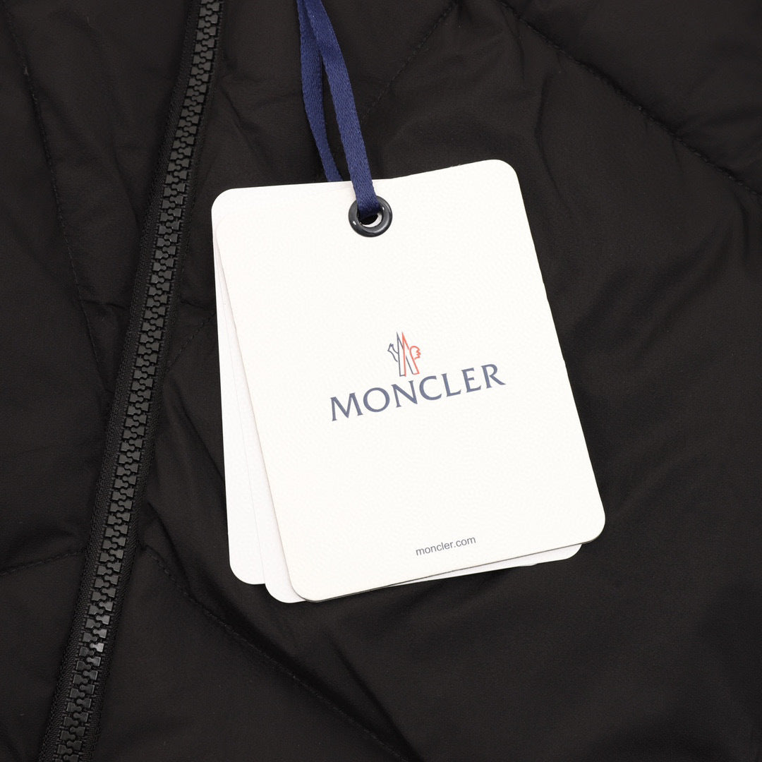 Moncler Zip-Up Lightweight Down Jacket - view 8