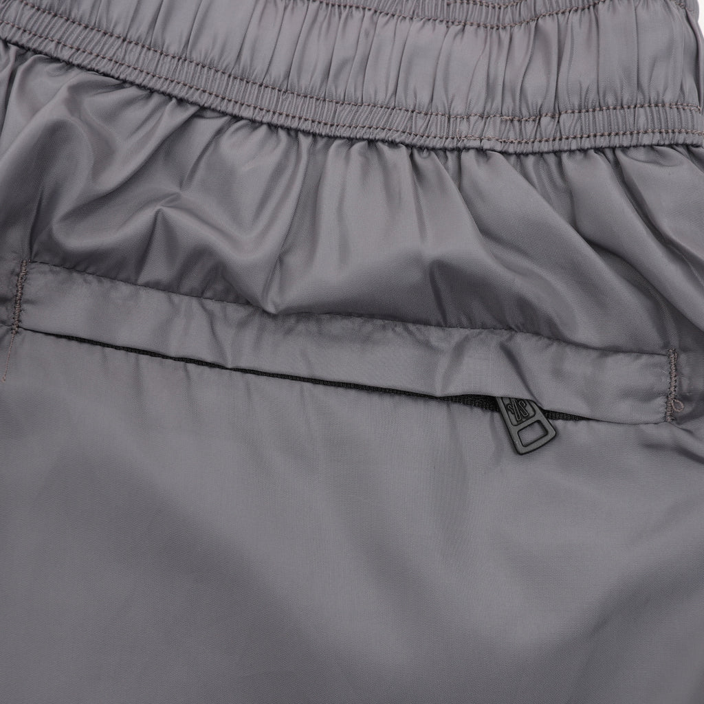 Moncler Logo Lightweight Short - view 8