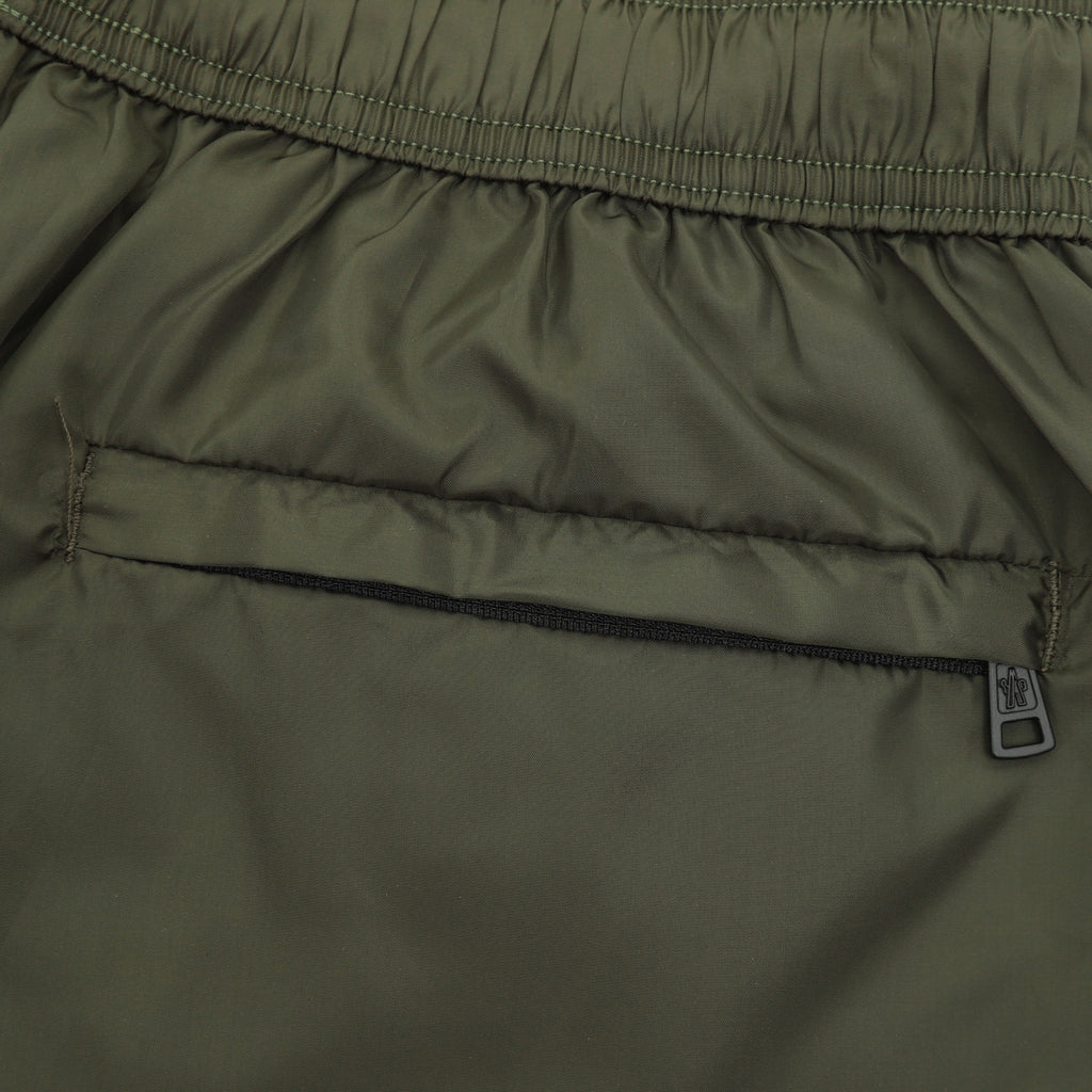Moncler Logo Lightweight Short - view 8