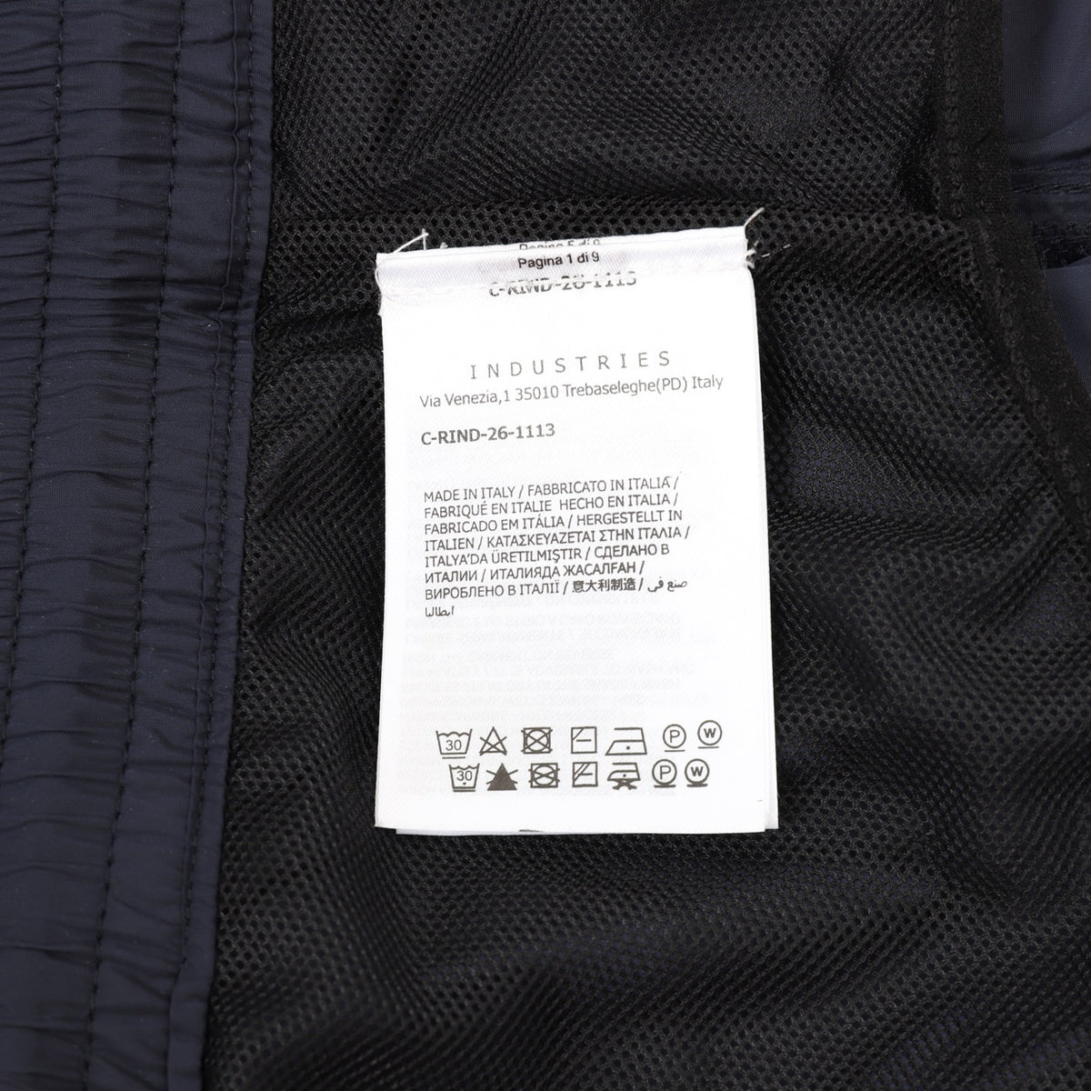 Moncler Embroidered Logo Short - view 8