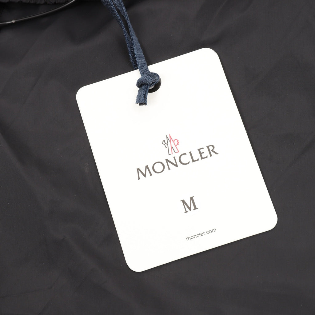 Moncler Logo Lightweight Short - White - view 8