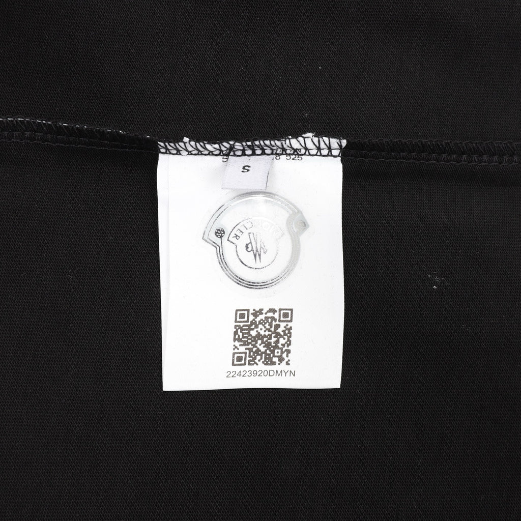 Moncler Graphic Logo T-Shirt - view 8