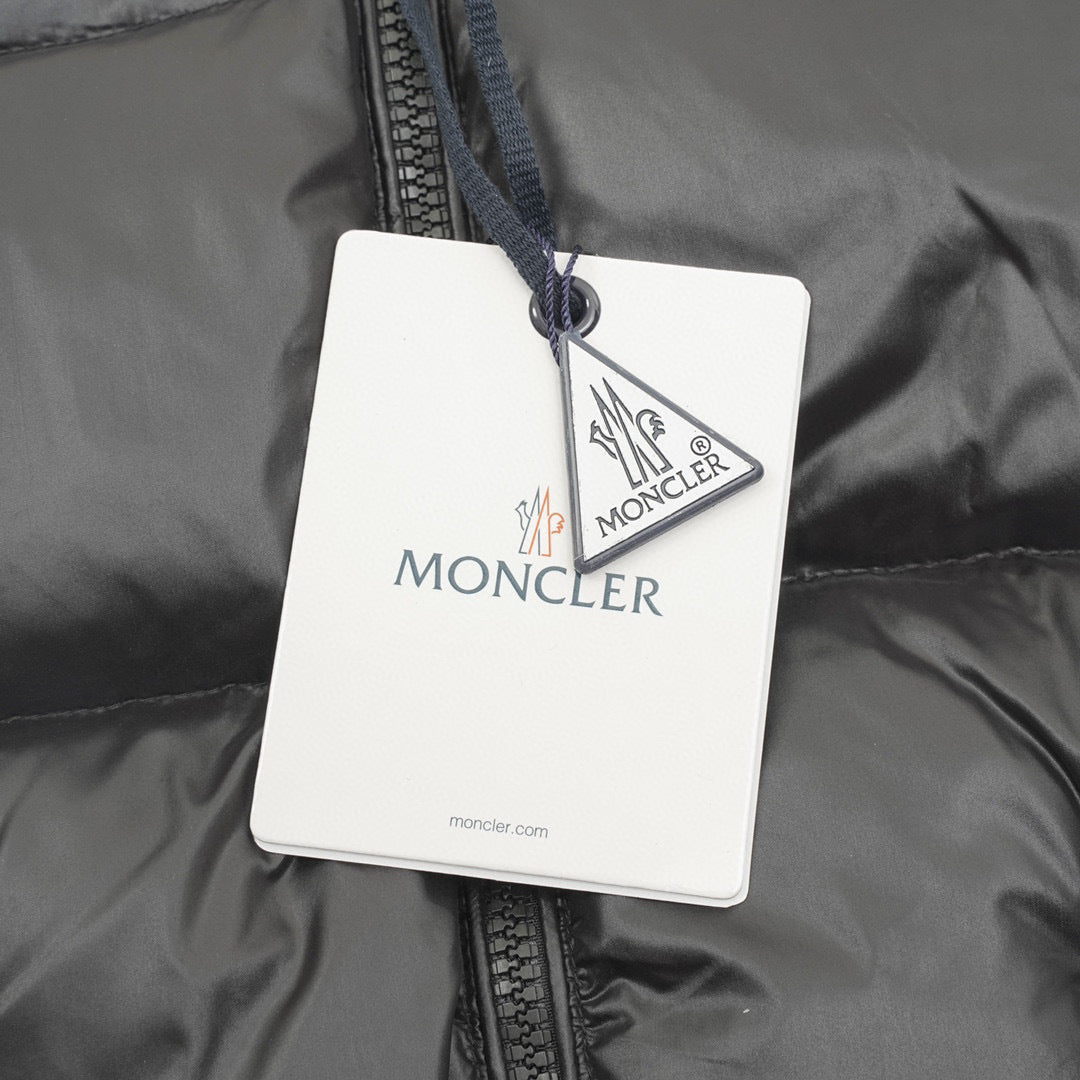 Moncler Embroidered Logo Down Jacket - view 8