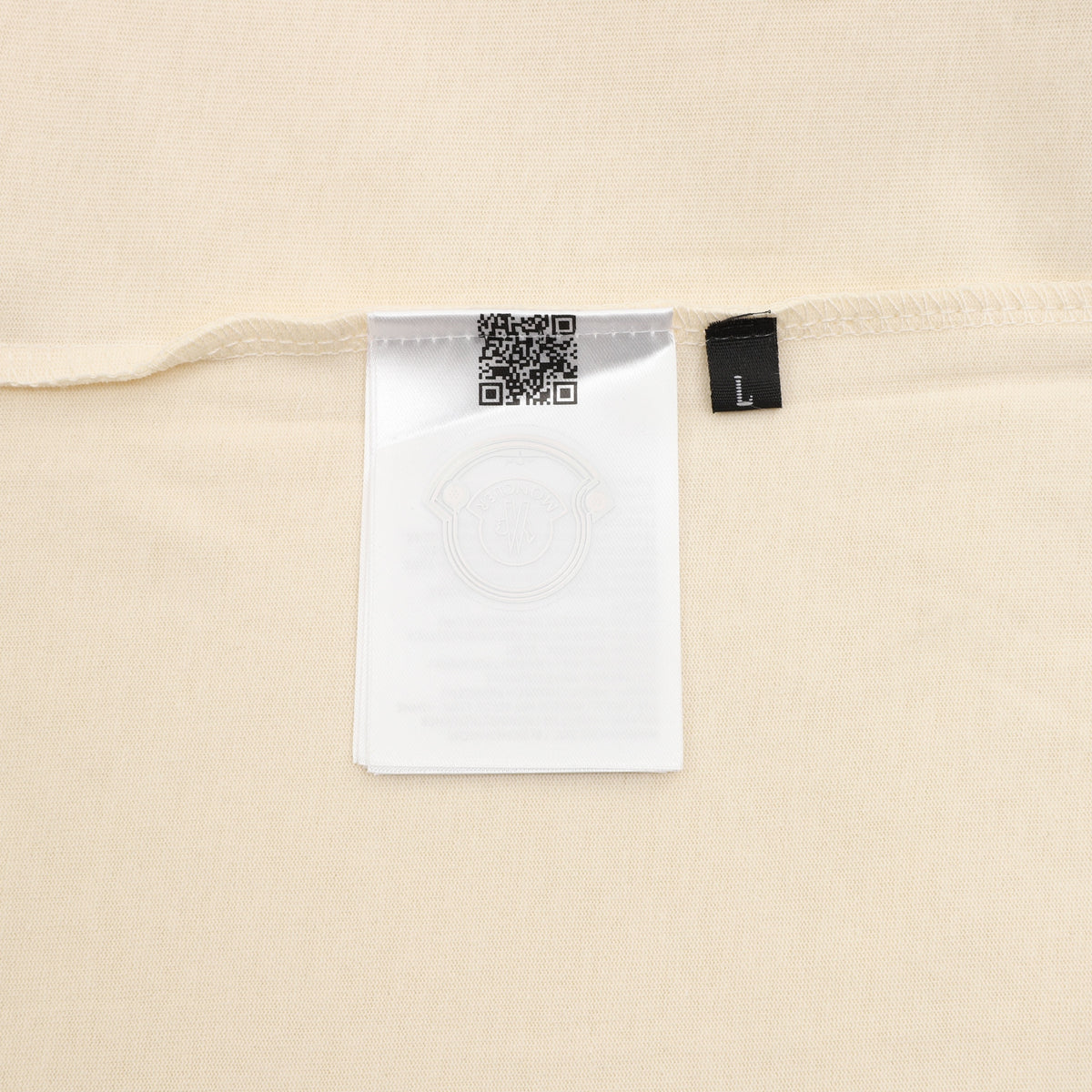 Moncler Graphic Logo T-Shirt - view 9