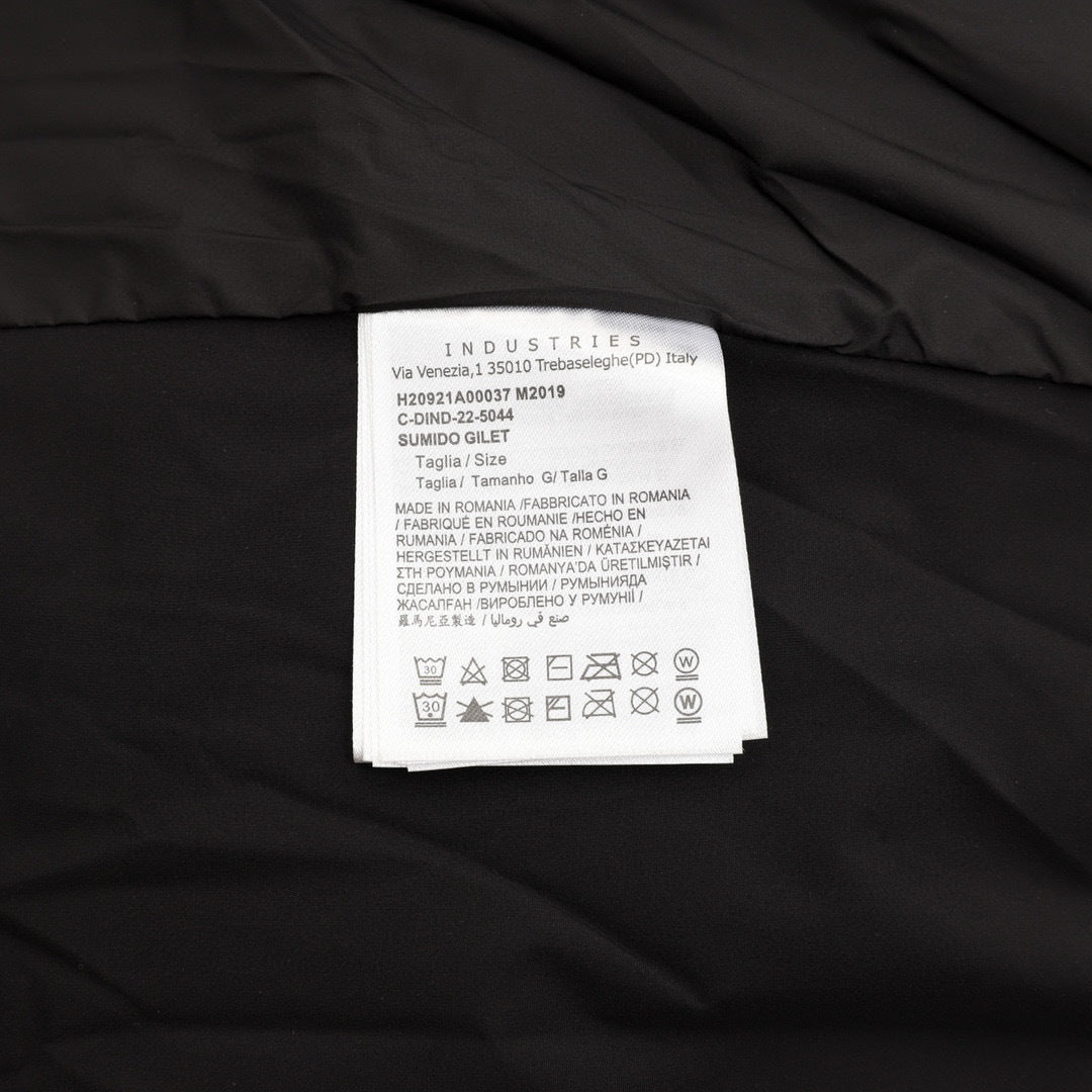 Moncler Hooded Lightweight Down Jacket - Black - view 9