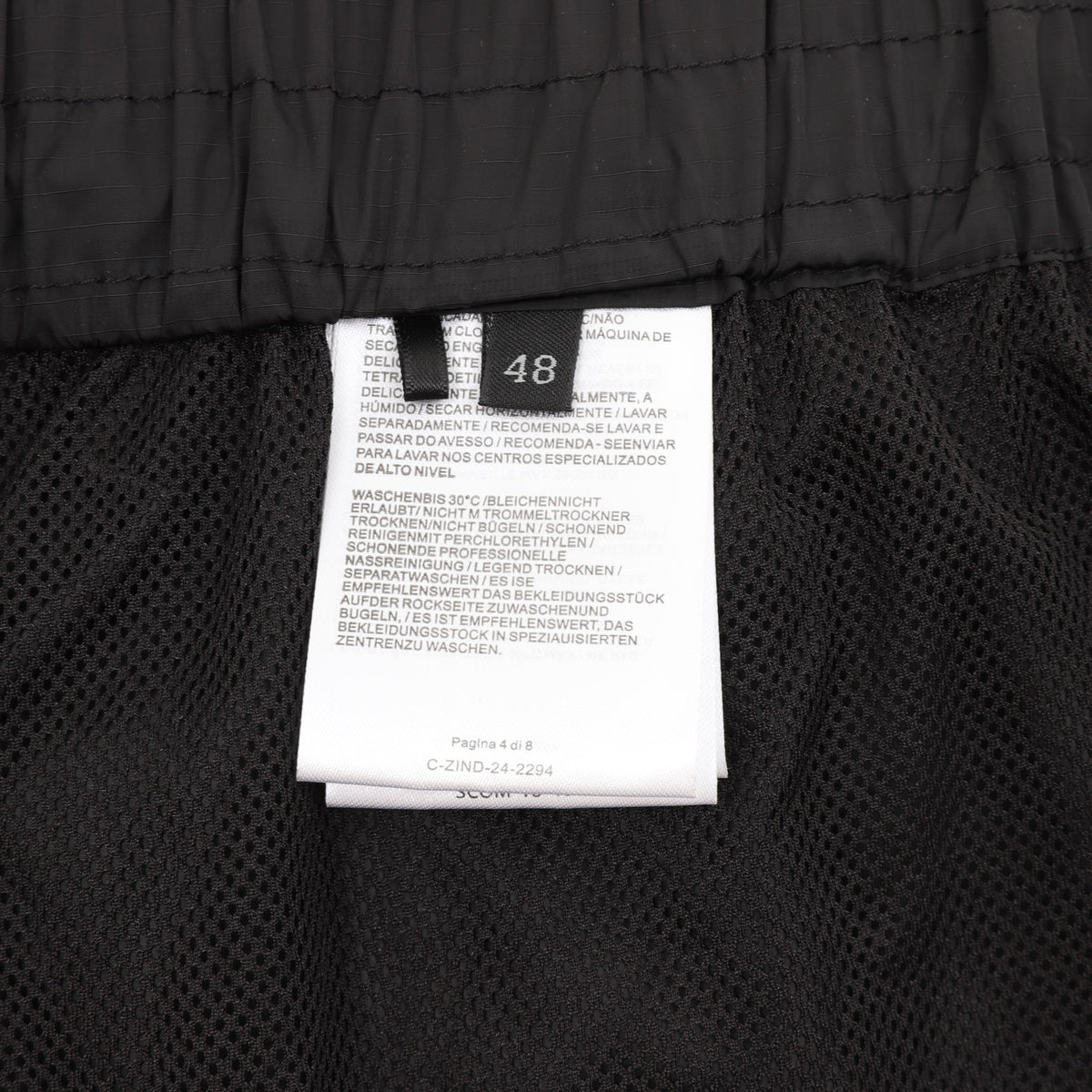 Moncler Logo Short - view 9