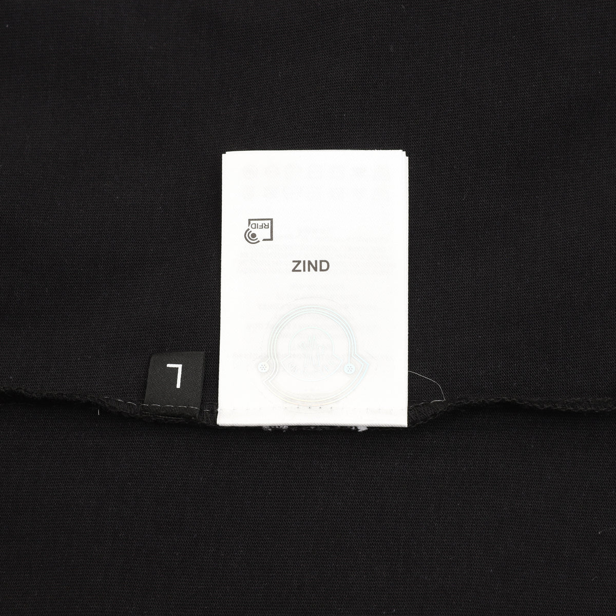 Moncler Embroidered Logo T-Shirt - view 9