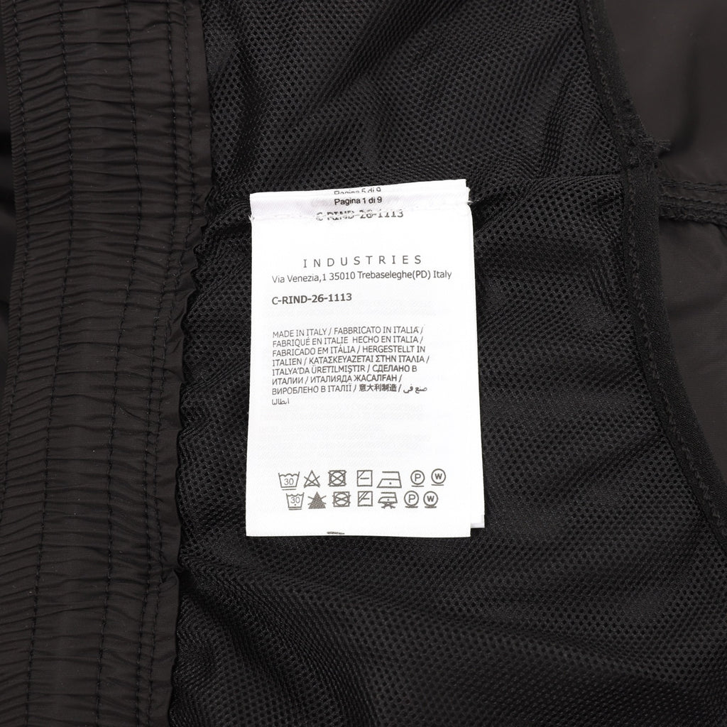 Moncler Embroidered Logo Short - view 9